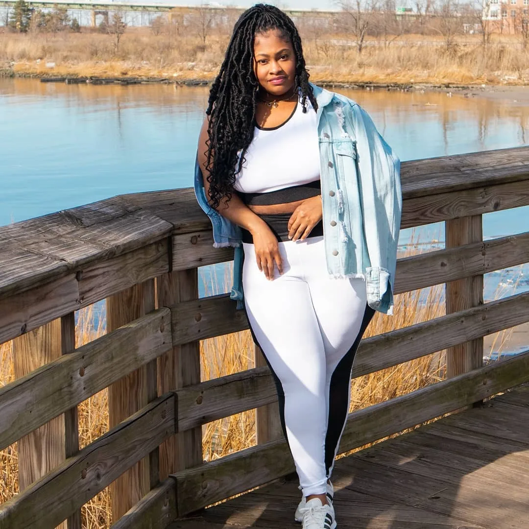Devenie Sade photo 13 — American, Chubby