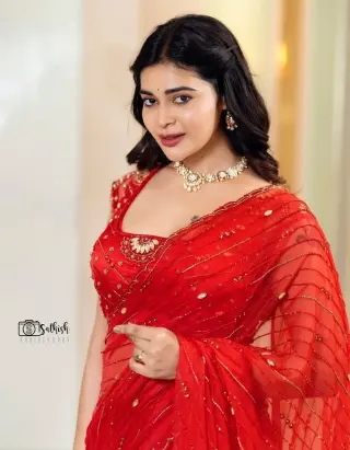 Dharsha Gupta photo 10 — Brown, Asian