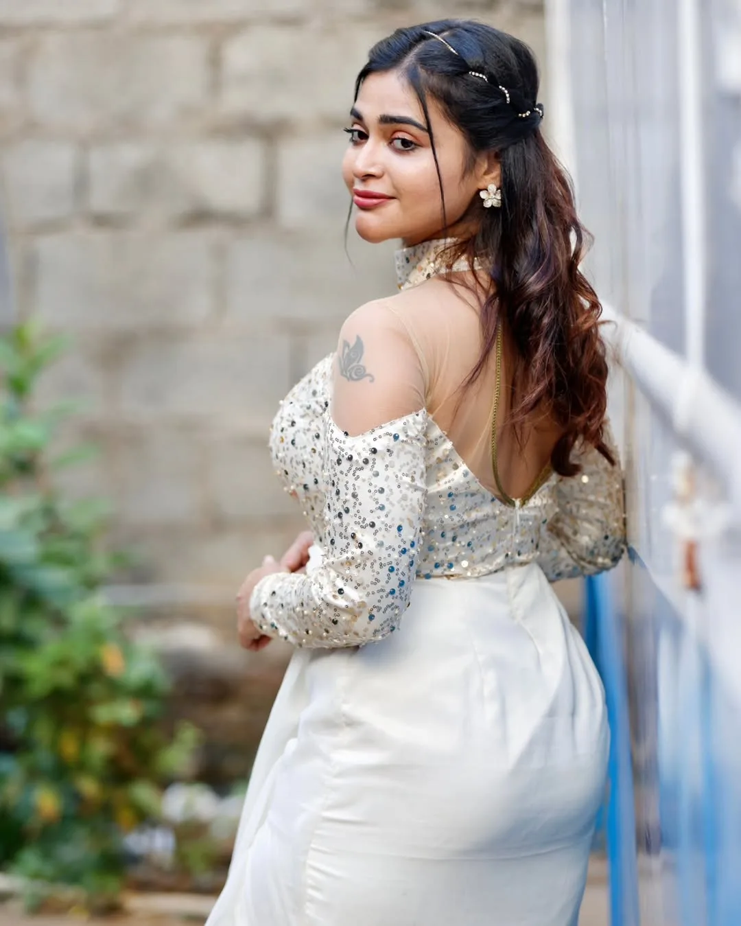 Dharsha Gupta photo 15 — Slim, Brown