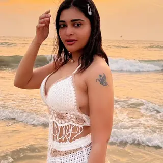 Dharsha Gupta photo 18 — Actress, Reality TV Star, Indian