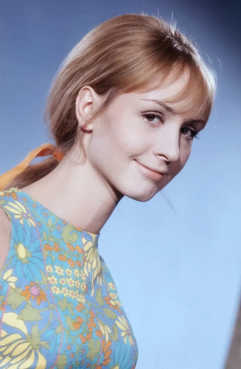 Diana Korner photo 5 — Caucasian, Actress