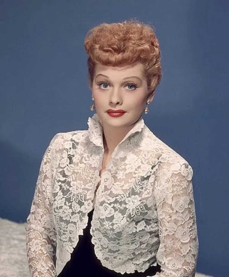 Diane Belmont photo 15 — Slim, Blue