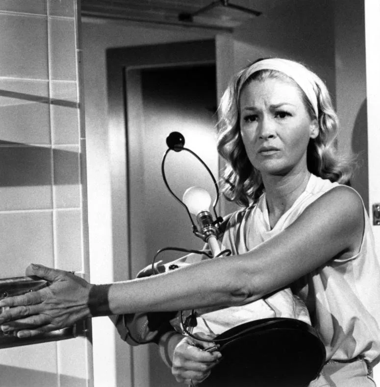 Diane Ladd photo 5 — Caucasian, Actress, Author, Director, Producer