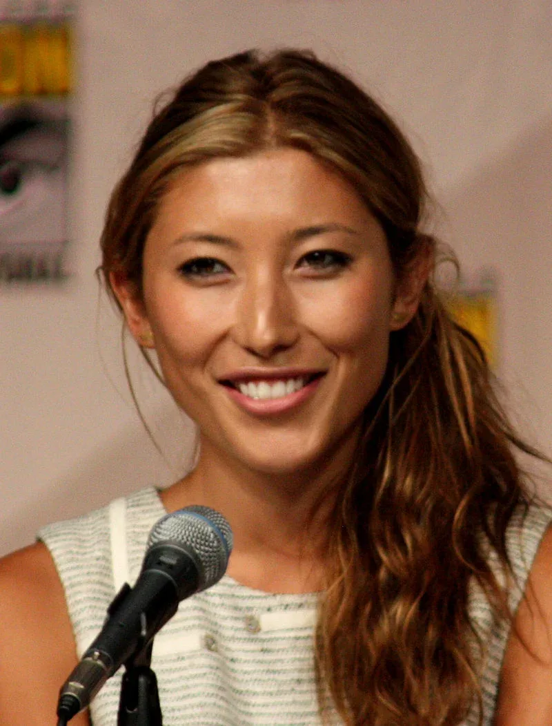 Dichen Lachman photo 8 — Blonde, Slim