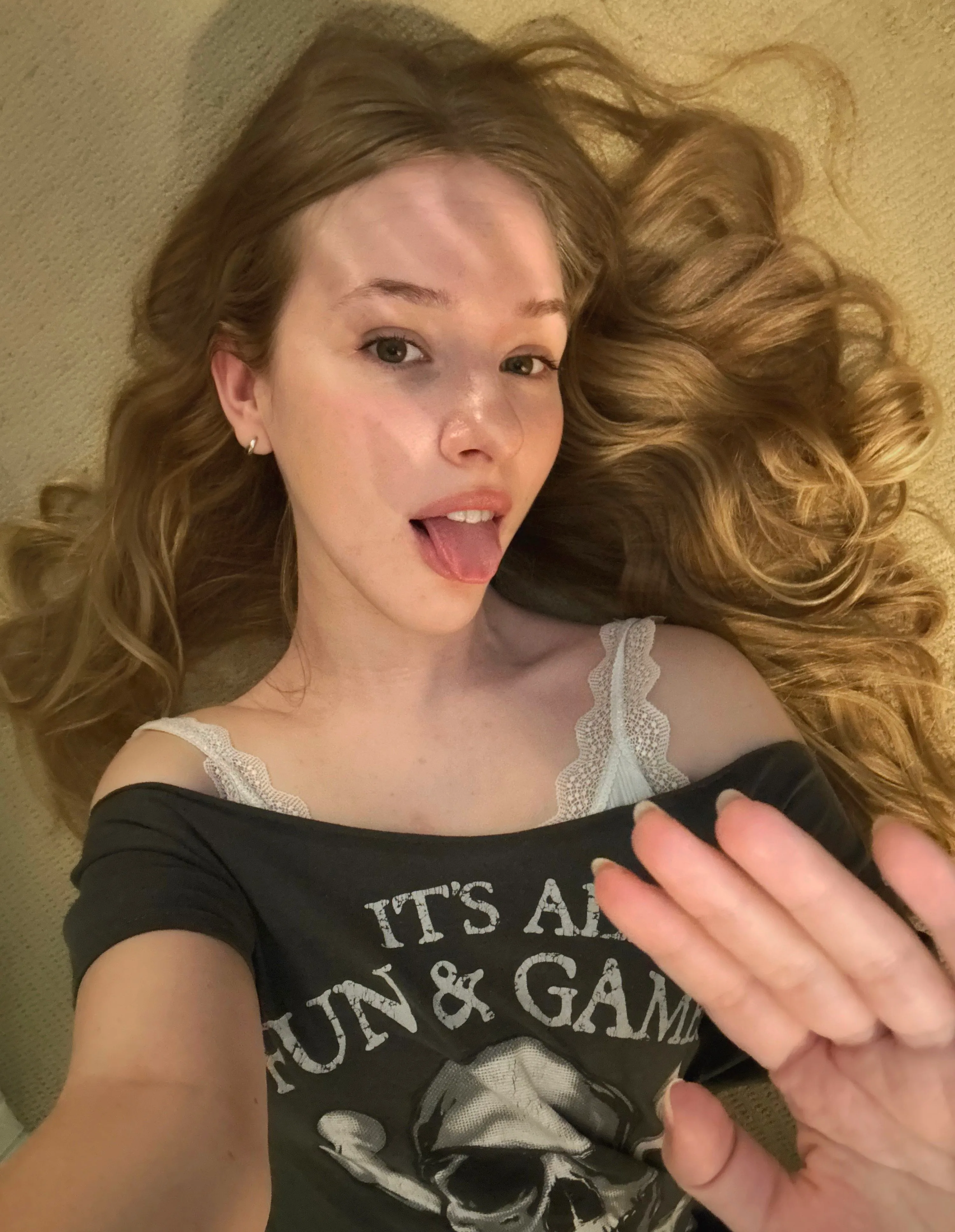 Diddly ASMR photo 11 — Caucasian, ASMR Star, Gamer, Glamour Model, YouTuber