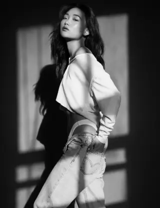 Dien Kim photo 5 — Asian, Adult Model (former), Model