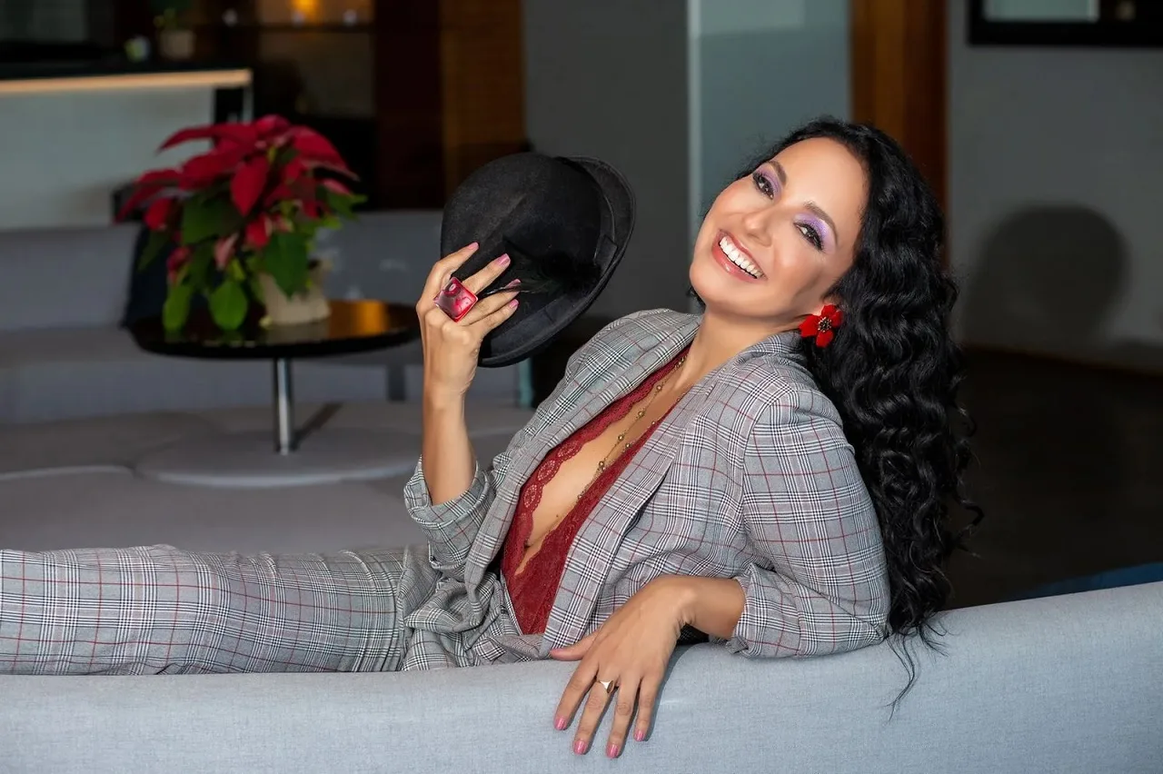 Dig Dutra photo 12 — Actress, Artist, Presenter, Brazilian