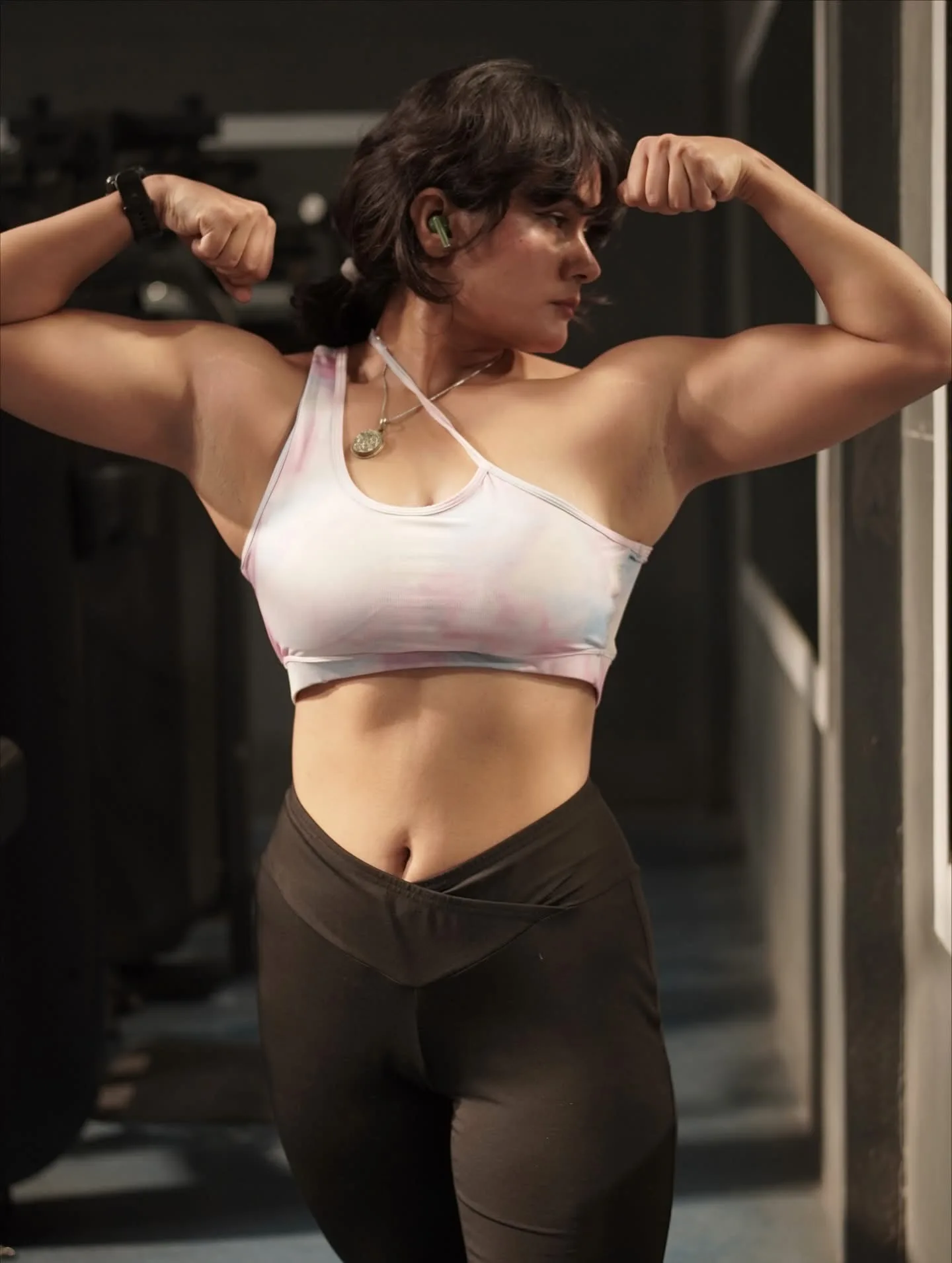 Dikshaa Bhatt photo 2 — Black, Athletic