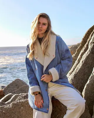 Dominga Lambert photo 1 — Chilean, Blonde