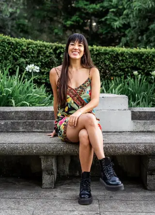 Dottie (blogger) photo 2 — Black, Slim