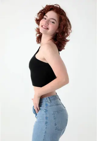 Duda Matte photo 11 — Latin, Actress, Model, Musician