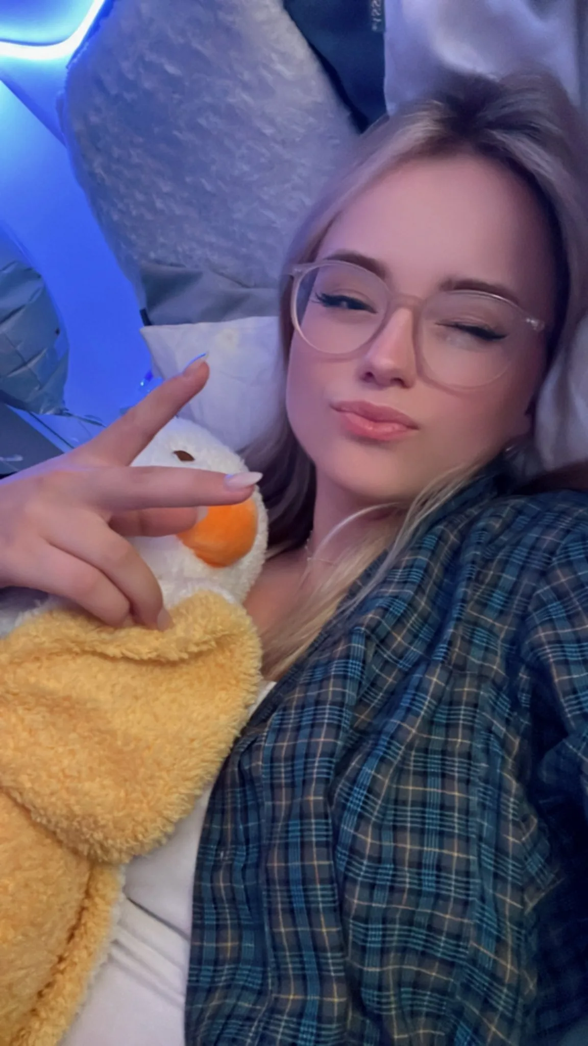 Easyemii photo 6 — German, Blonde