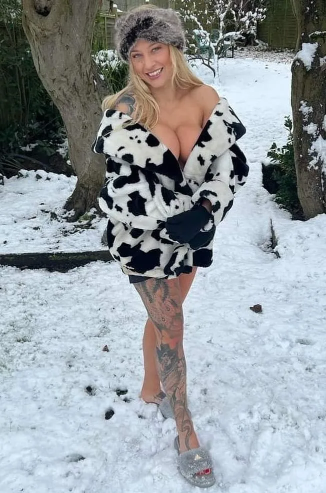 Ebanie Bridges photo 12 — Actress, Influencer, Sportswoman: Athlete, Sportswoman: Bare-Knuckle Boxer, TikTok Star, Australian