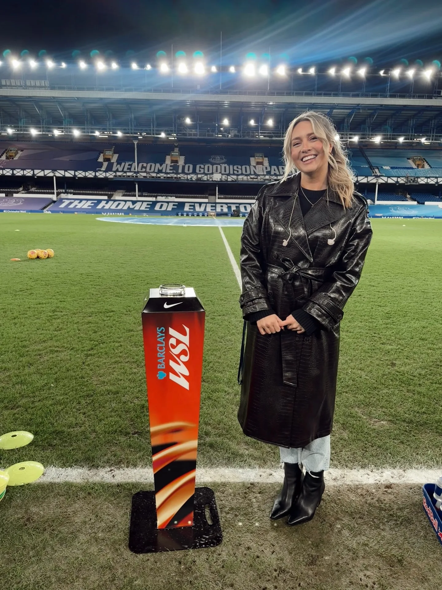 Eleanor Roper — Journalist, Presenter, Radio Host, TV Host, British