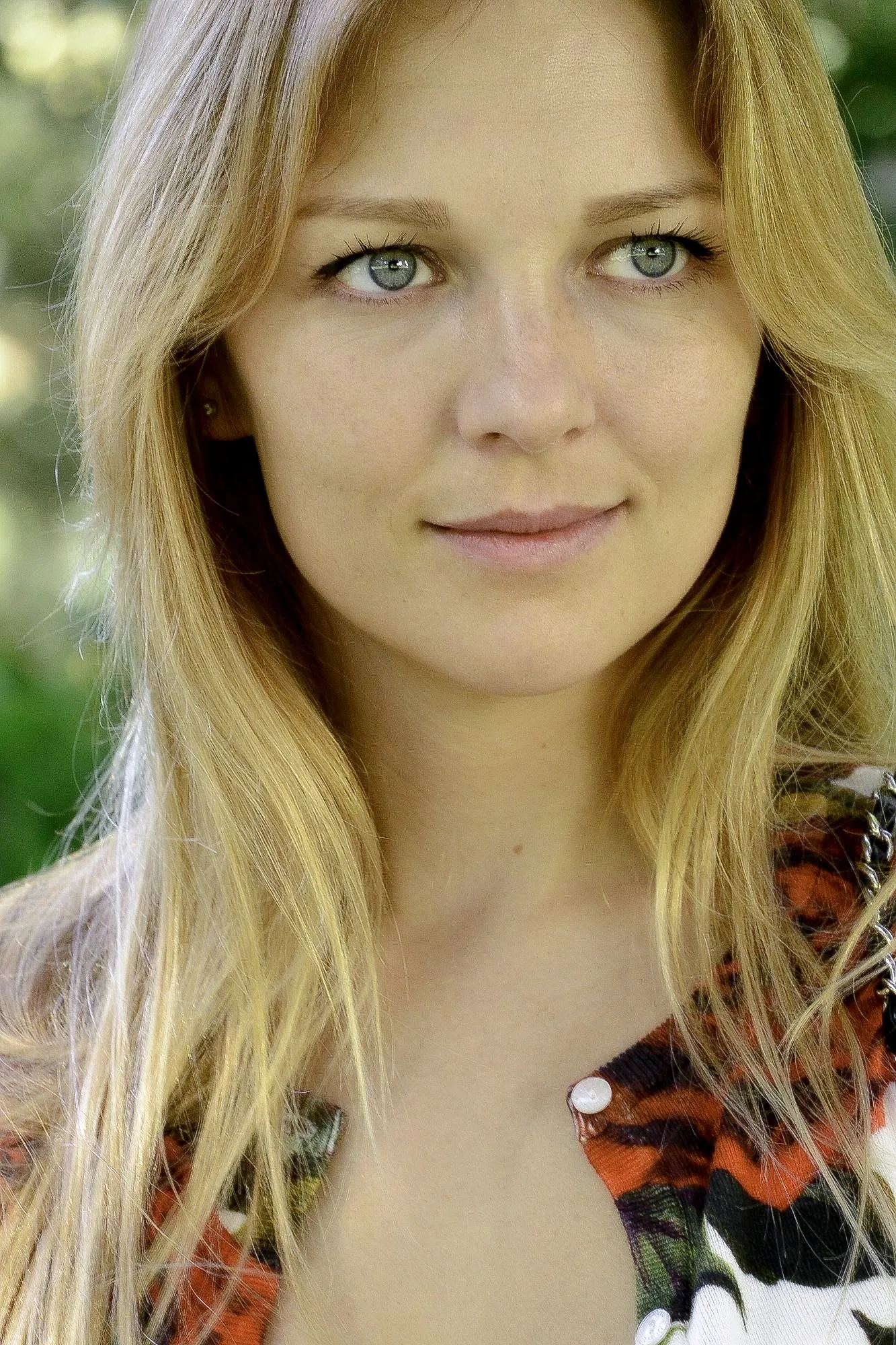 Elena Tchepeleva photo 3 — Slim, Blue