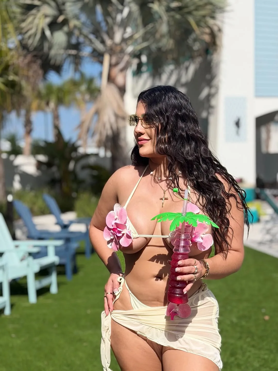 Eliana Ramirez photo 13 — Venezuelan),  (American, Black