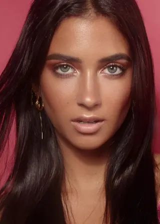 Elisha Herbert photo 23 — Caucasian, Actress, Influencer, Supermodel, YouTuber
