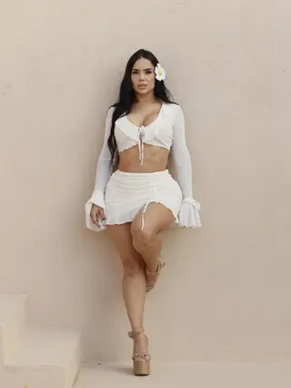 Elizabeth Lopez photo 15 — Athletic, Brown