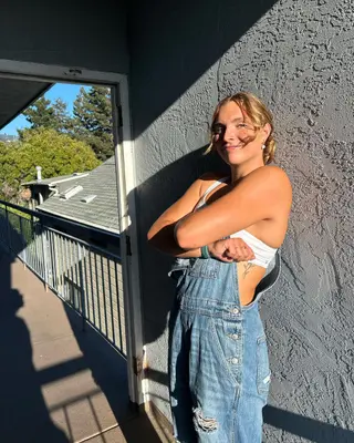 Ella Mazurek photo 5 — Caucasian, Sportswoman: Swimmer