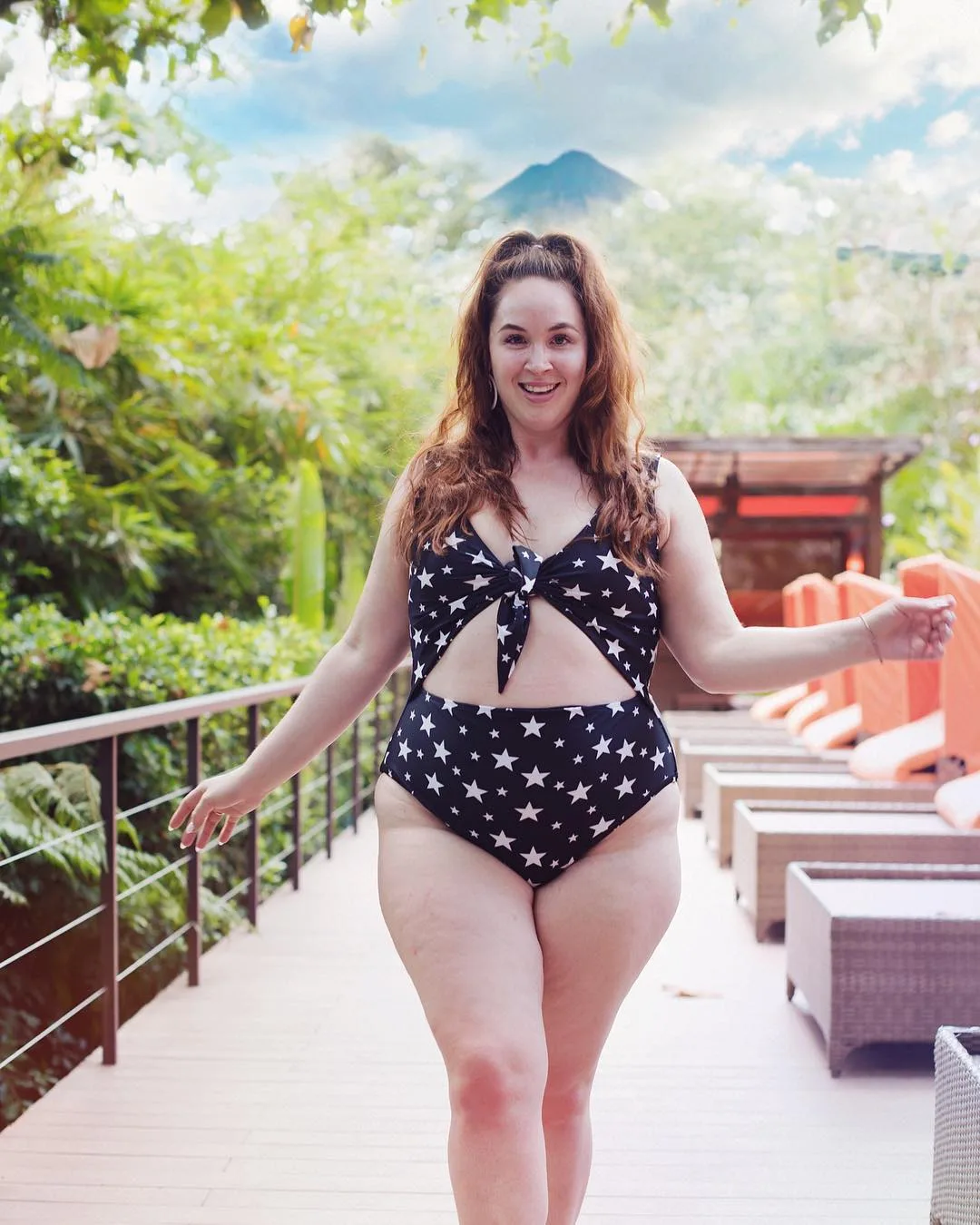 Elle Valera — Musician, Plus Size Model, Teacher, American