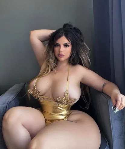 Ely La Bella photo 7 — Cuban, Blonde