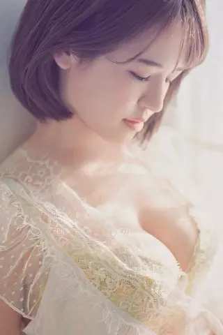 Ema Chizuru photo 13 — Japanese, Brown