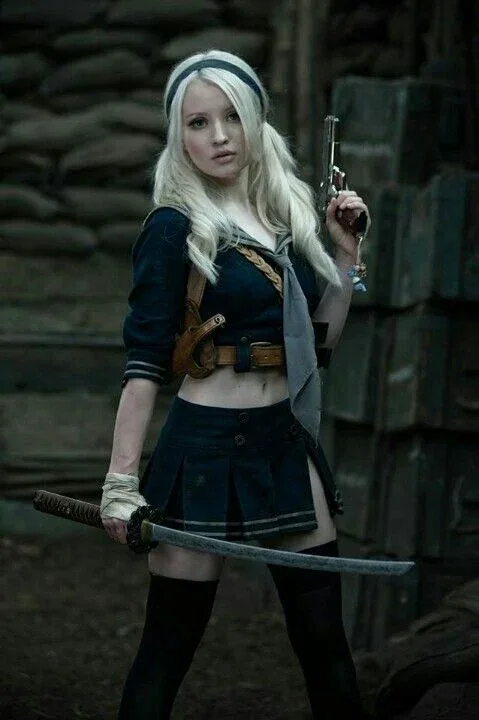 Emily Browning photo 1 — Australian, Brown