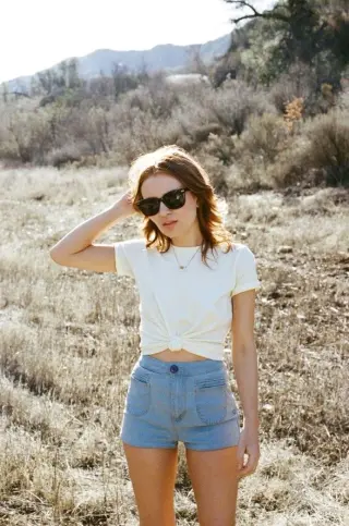 Emily Browning photo 15 — Slim, Green