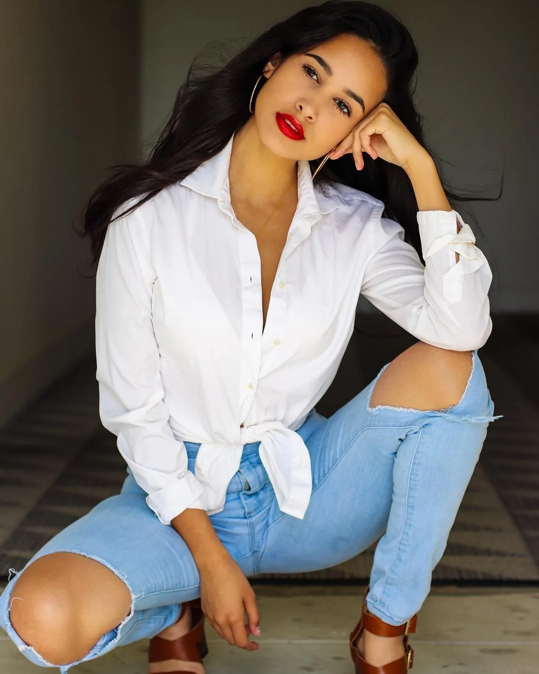 Emily Tosta photo 8 — Black, Slim