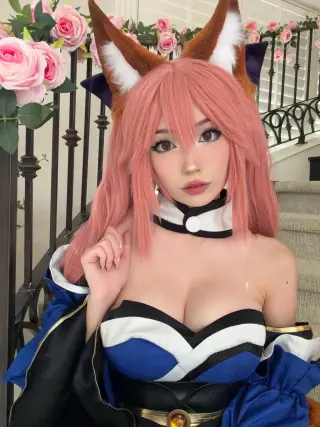 Emiru photo 12 — Content Creator (Non-Adult), Cosplayer, Gamer, Influencer, TikTok Star, YouTuber, American