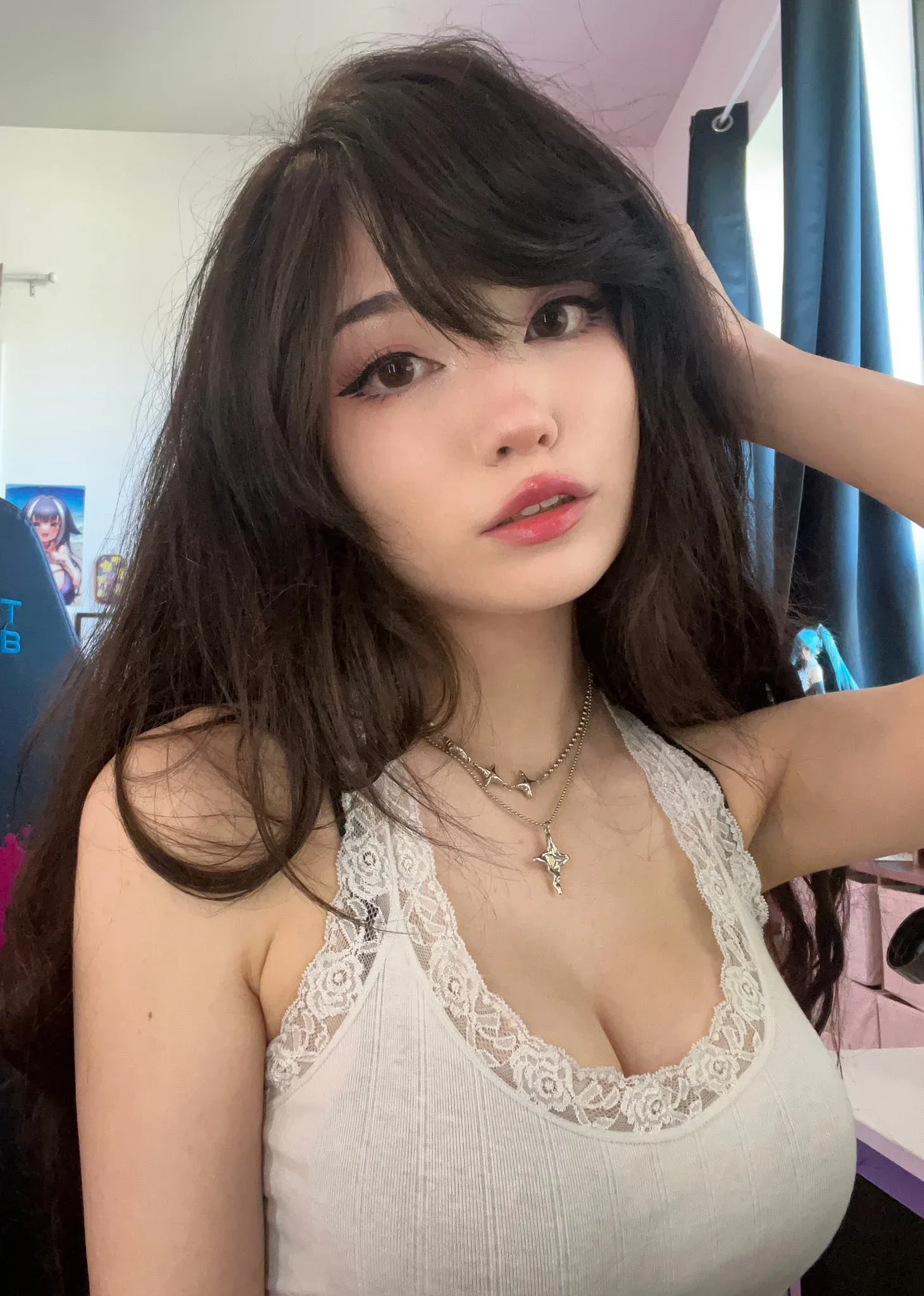 Emiru photo 5 — Mixed-race (primarily Asian), Content Creator (Non-Adult), Cosplayer, Gamer, Influencer, TikTok Star, YouTuber