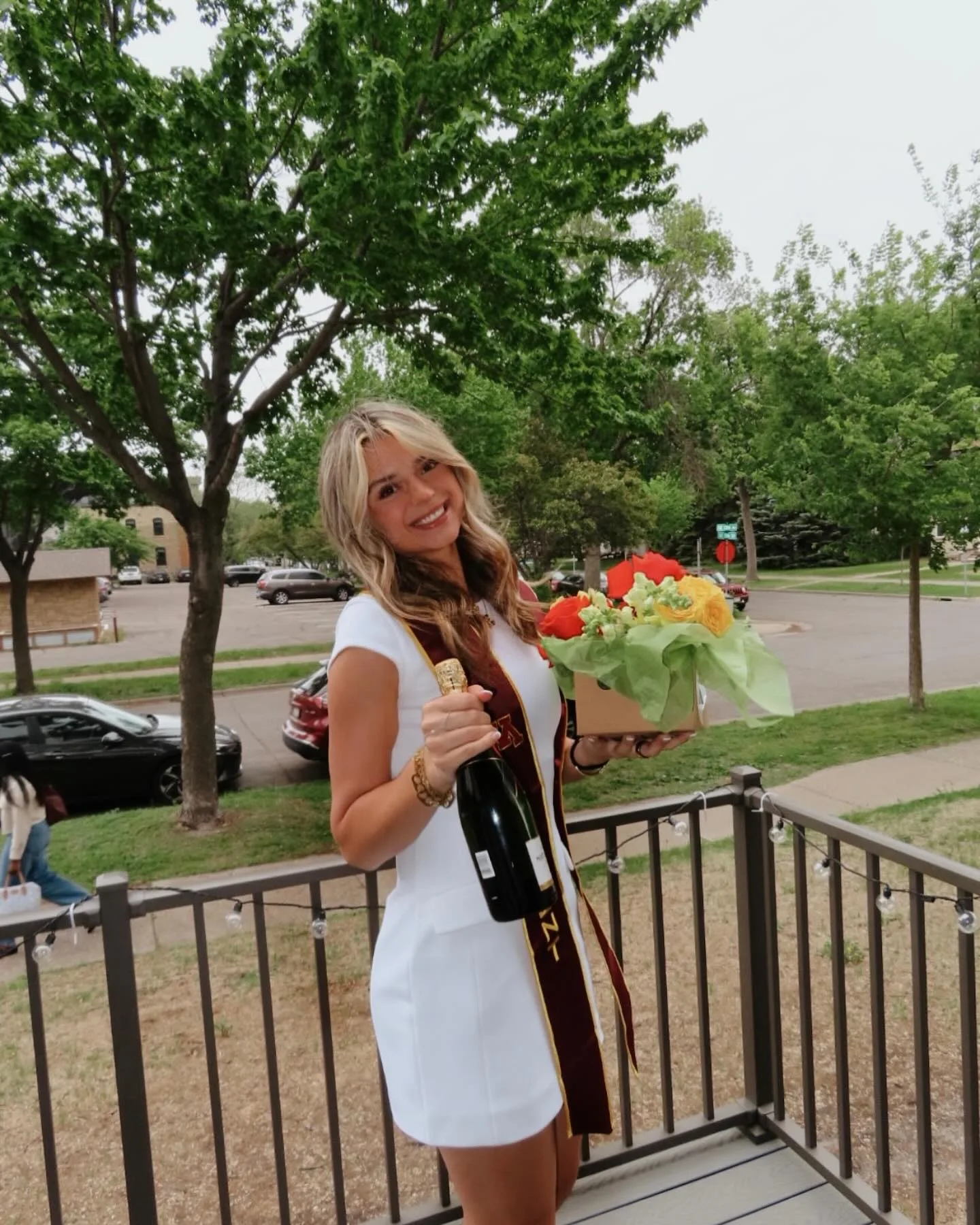 Emma Conner photo 3 — Average, Brown