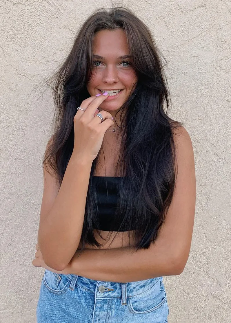 Emma Marie photo 10 — Green, Caucasian