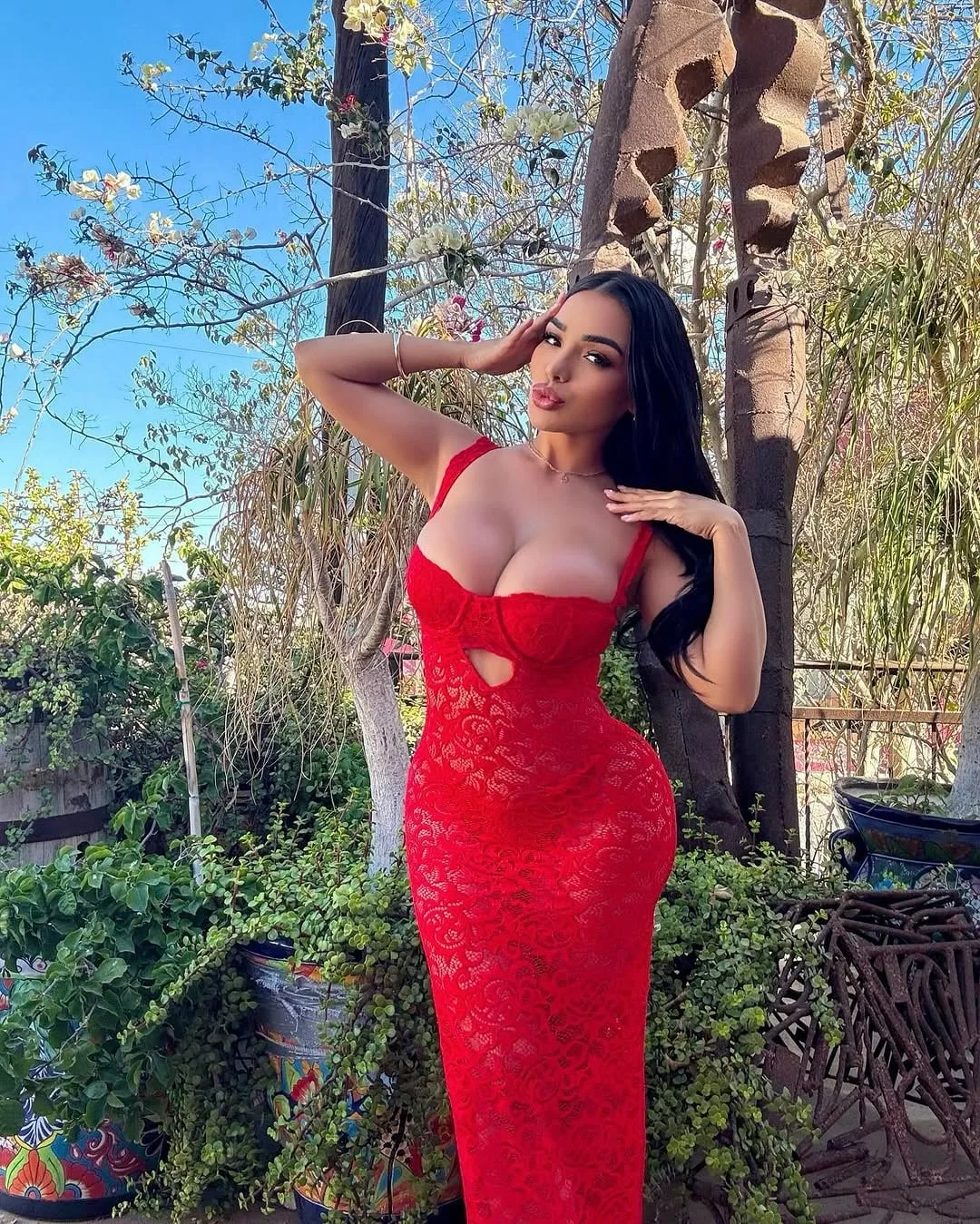 Emmeline Glam photo 2 — Brown, BBW