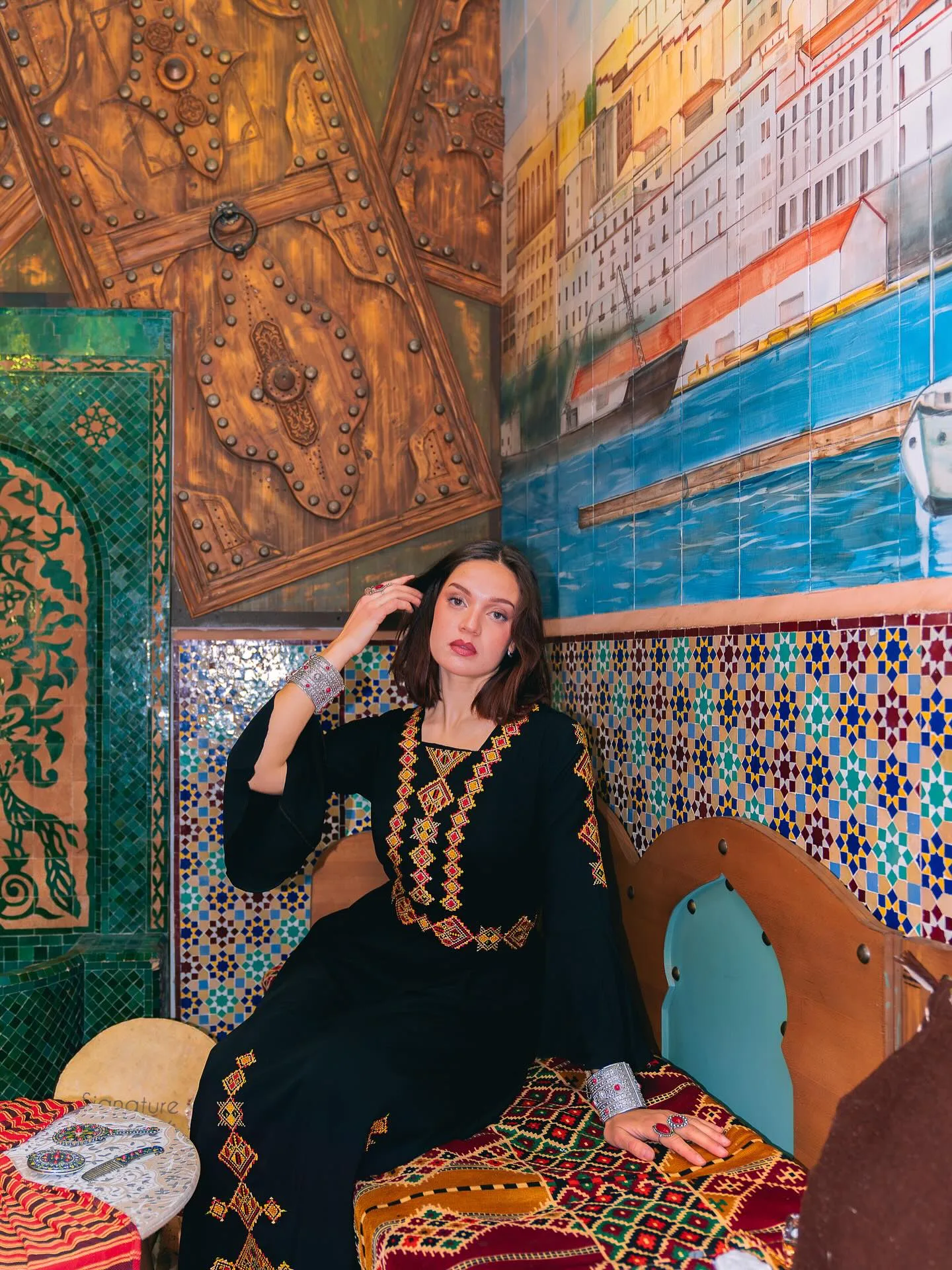 Emmy Ait Ali photo 4 — Hazel, Other