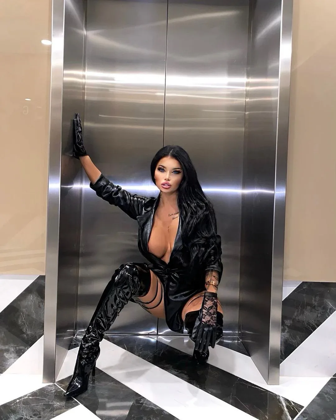 Enise Sude photo 5 — Emirian (Dubai),  (Turkish), Chubby