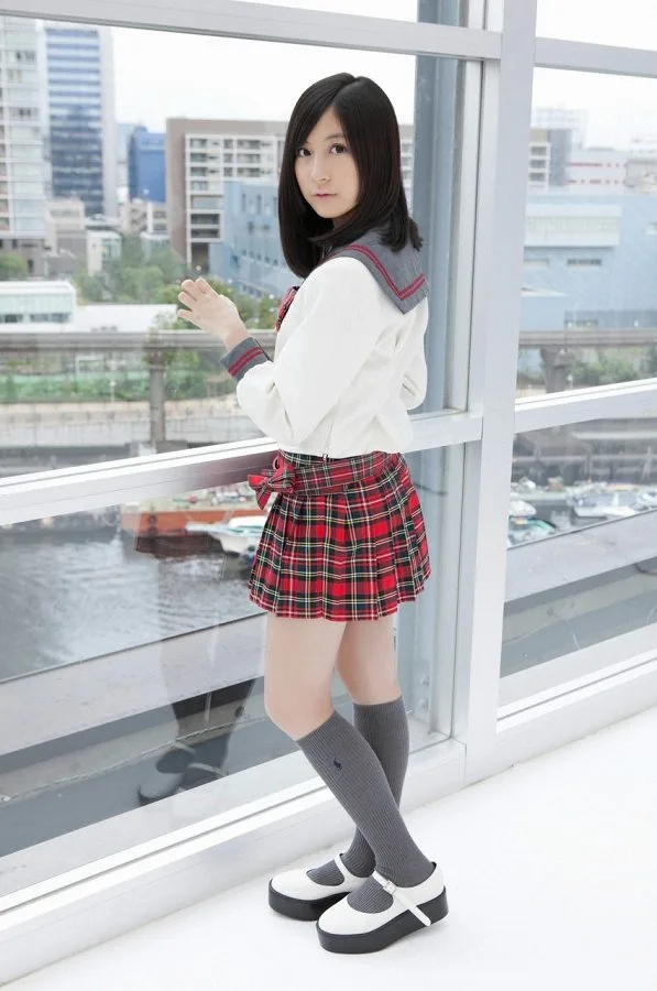 Erena Ono photo 1 — Japanese, Asian
