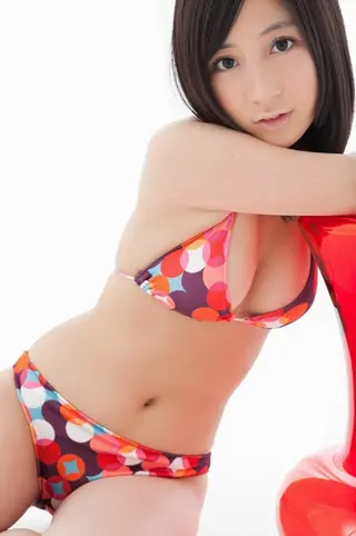 Erena Ono photo 5 — Asian, Actress (former), Gravure Idol (former), Musician (former), Musician:  J-pop Idol (former)