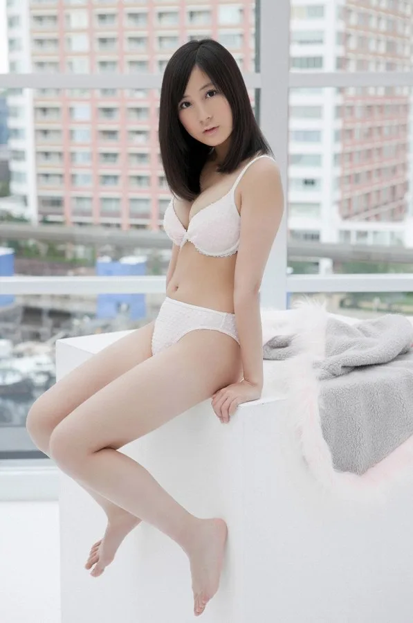 Erena Ono photo 7 — Japanese, Asian