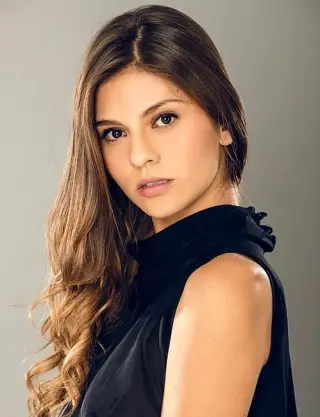 Esa Dicen photo 4 — Brown, Latin
