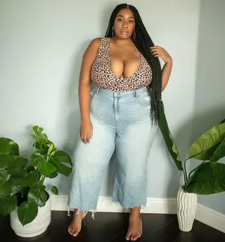 Essie Golden photo 5 — American, BBW
