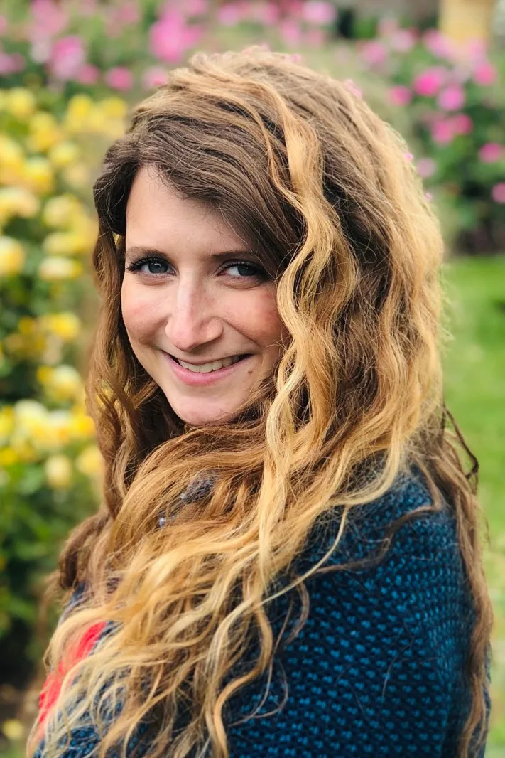 Estelle Paranque photo 4 — Caucasian, Writer