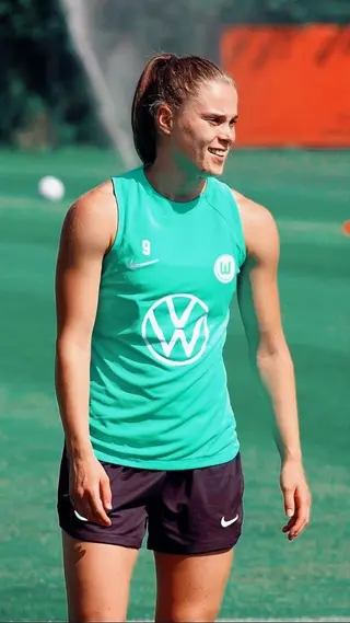 Ewa Pajor photo 5 — Sportswoman: Football Player, Polish