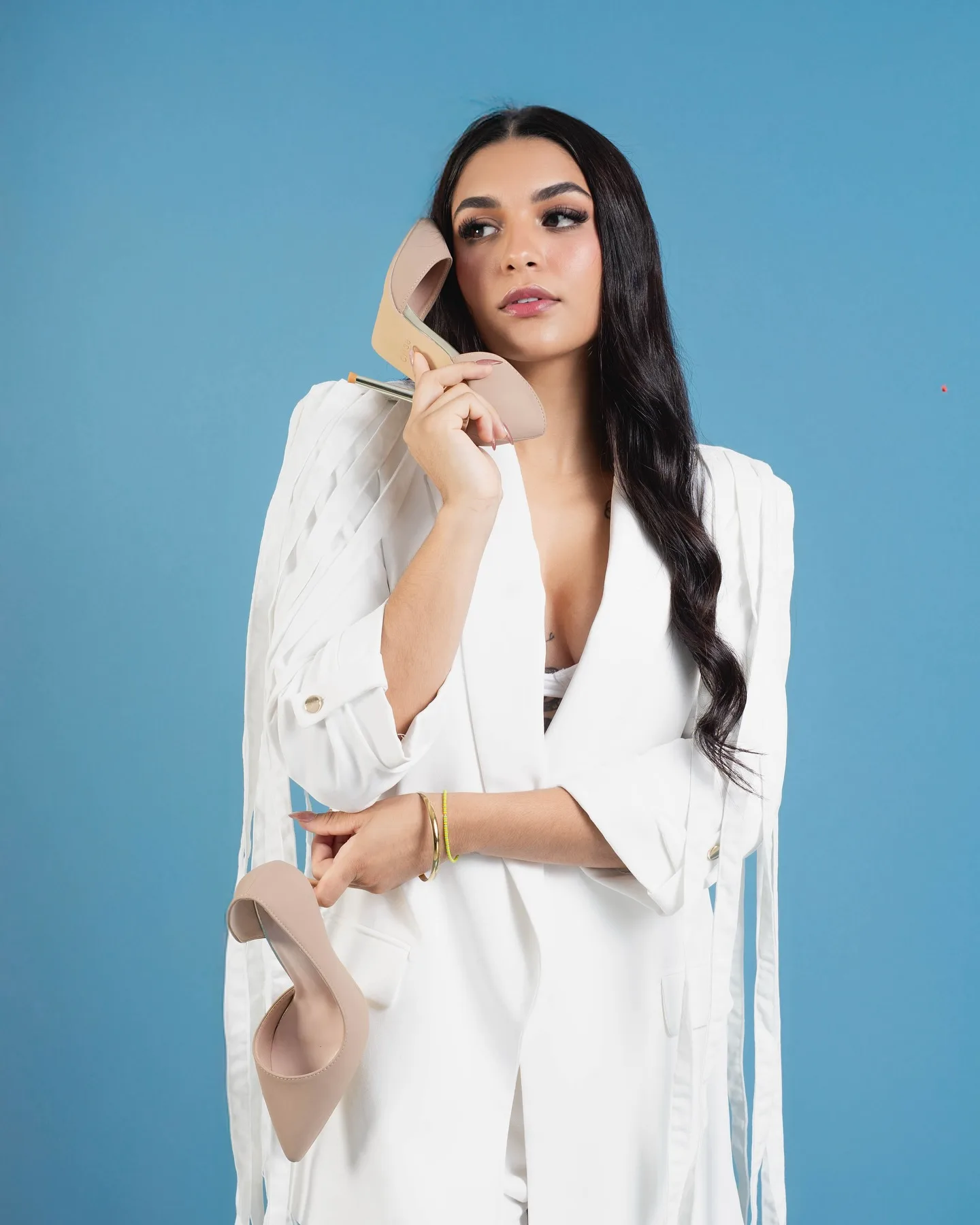 Fabiola Velasquez photo 15 — Slim, Brown