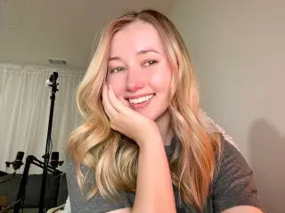 Fabled Fawn ASMR photo 16 — Green, Caucasian