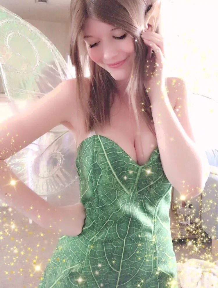 FaeryFawn photo 4 — Camgirl, American