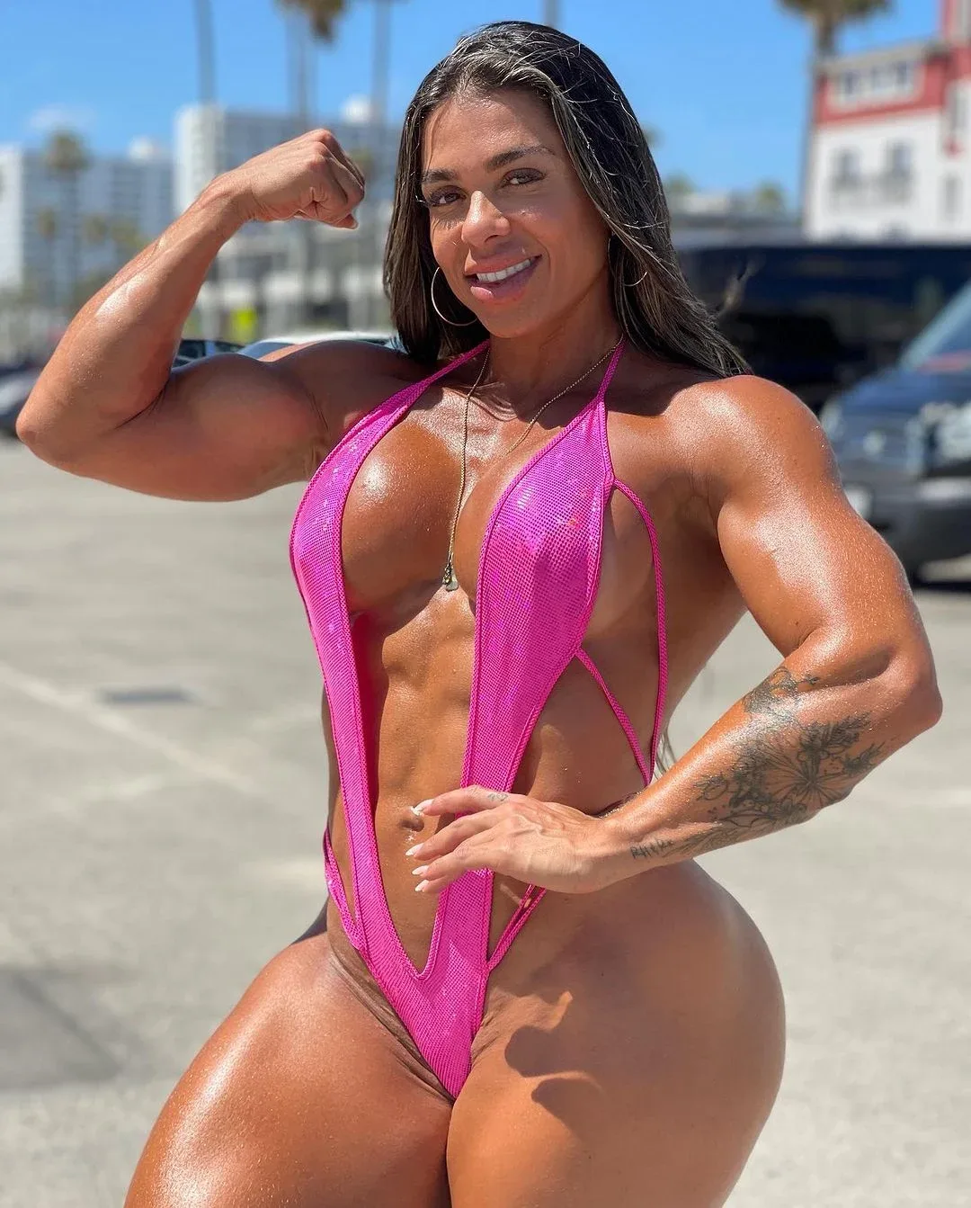 Fafa Araujo photo 18 — Fitness Model, Fitness Trainer, Influencer, TikTok Star, YouTuber, Brazilian