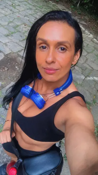 Fernanda Diniz photo 17 — Brown, Muscular
