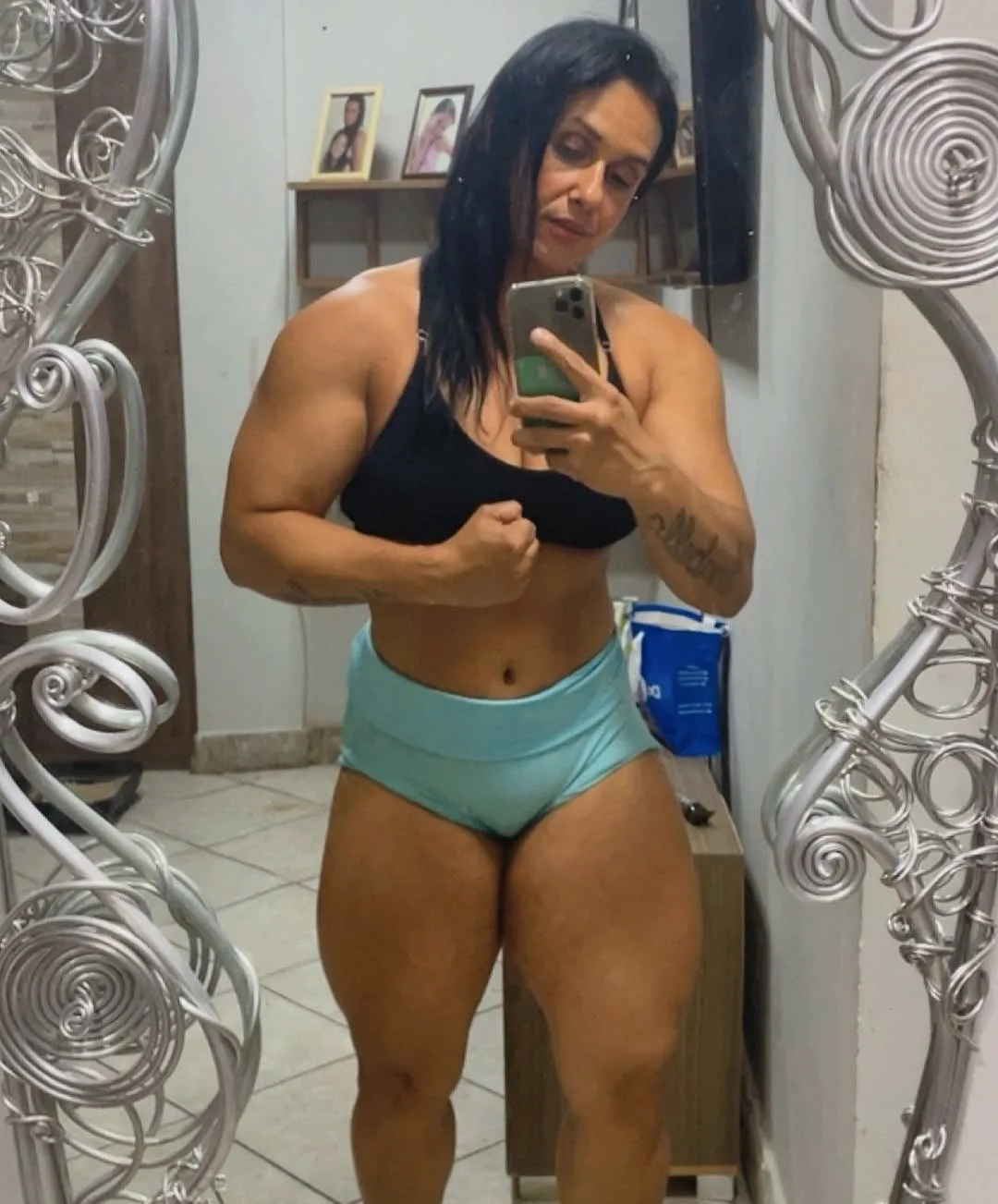 Fernanda Diniz photo 19 — Brown, Bodybuilder, Fitness Trainer