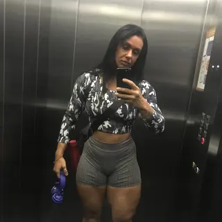 Fernanda Diniz photo 4 — Brown, Bodybuilder, Fitness Trainer